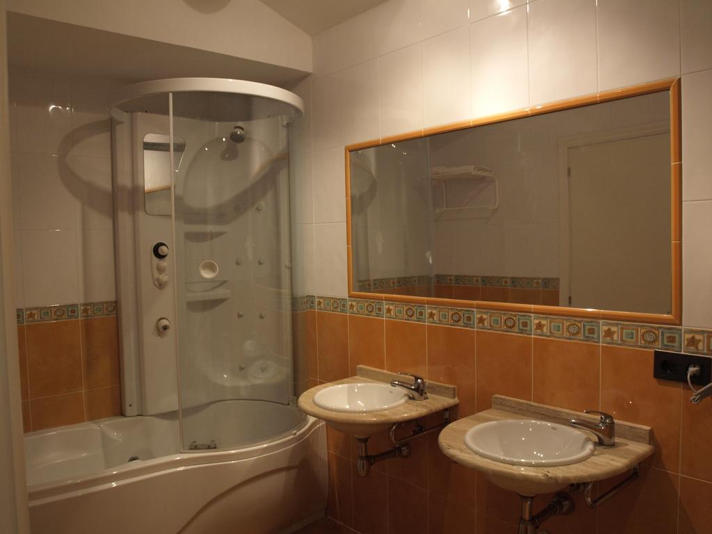 Hotel Lastres Miramar Exterior photo